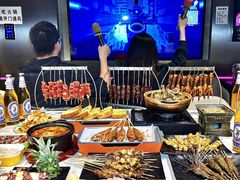 -记忆串城·东北烧烤·小龙虾·大型团建(南油店)