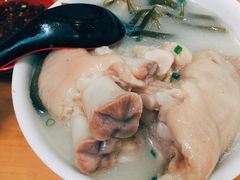 -雷祖芳老妈蹄花店