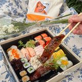 真羡慕成都人！去春游🧺都能点寿司拼盘外卖