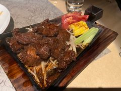 -穹六人间 people 6(岳阳路店)