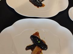 葱烧海参配乌米菌-鲁采LU STYLE(新天地店)