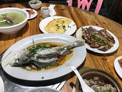 -海上驿站渔家菜馆