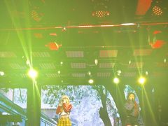 -星 Live House