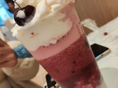 -奈雪的茶(青岛卓悦里INTOWN店)