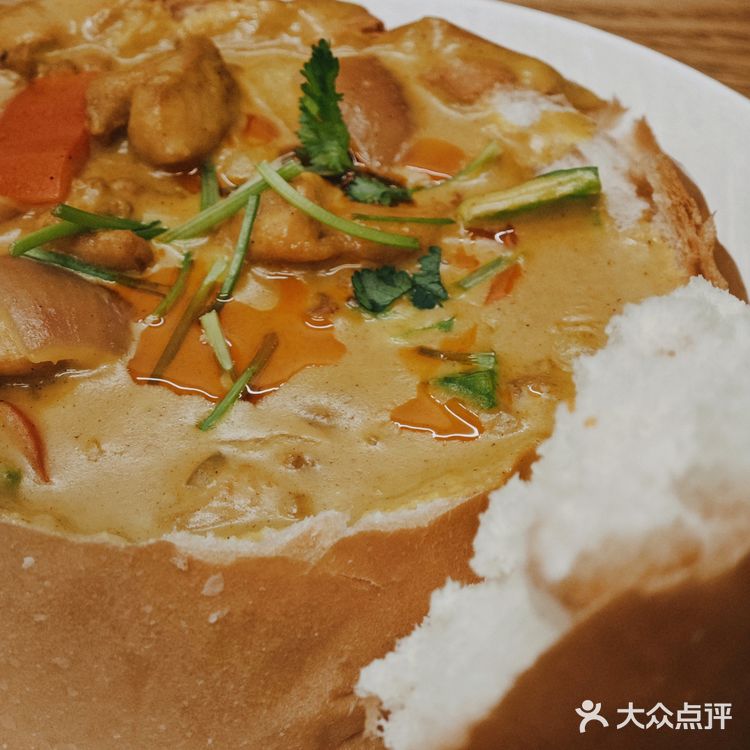 揭秘！这家超多人排队吃的泰国菜，到底好不好吃