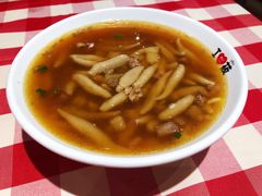 羊肉汤莜年鱼鱼-西贝(宝乐汇店)