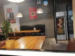 大堂-湘里乡亲甲王二老店