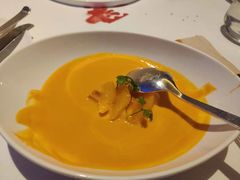 南瓜浓汤-AZUR聚(香格里拉饭店)