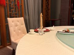 -粤尚腾香居中餐厅(首都机场希尔顿店)