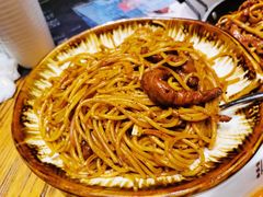 黑椒牛柳炒意面-拾叁唐Livehouse(佛山禅城店)