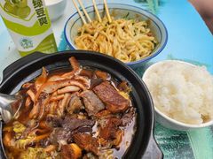 -赵家牛肉砂锅(台西三路店)