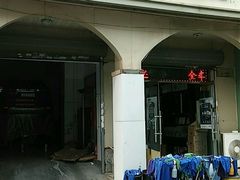 -龙膜膜方汽车贴膜隐形车衣汽车改色(河东店)
