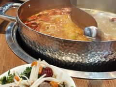 -来龍儿鲜切牛肉自助老火锅