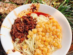 -八一路好吃街(雨田商务大厦店)