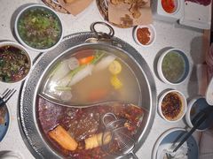 -左庭右院鲜牛肉火锅(环球港店)