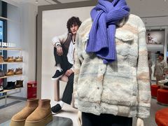 -UGG(燕莎奥特莱斯购物中心店)