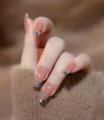 -悦指间美甲美睫