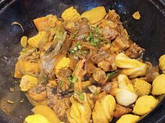 -鱼窝棚柴火铁锅炖(富山屯店)