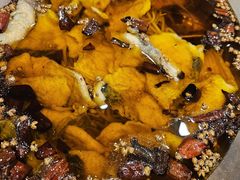 -鑫巴蜀小镇 · 水煮鱼专研店(玉桥店)