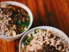 -黄金娣米线(盛邦老店)