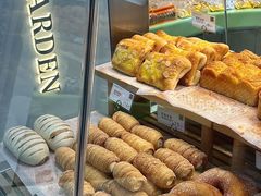-顶东面包花园·生日蛋糕(太平店)