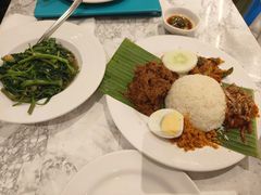 -关夫人餐厅(阳光广场店)