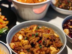 -湘西小馆(滨河路店)