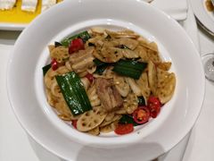 -梅花香里大酒店(郁金香路店)