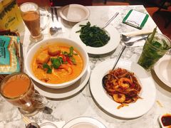 -关夫人餐厅(阳光广场店)