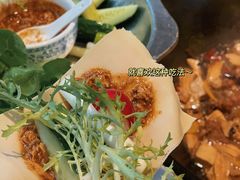 东北蘸酱菜-东三省东北铁锅炖(龙泉店)