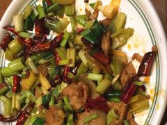 -云海肴·汽锅鸡·云南代表菜(天山百盛优客店)