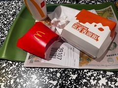 -麦当劳(百联西郊购物中心店)