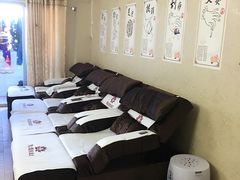-荣神艺·推拿SPA养生馆(万菱汇店)