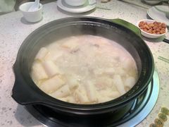竹笙王猪肚鸡-顺德公广东猪肚鸡·煲仔饭(白石洲店)