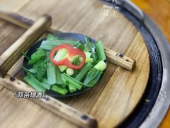 -曹丞相·地锅鸡·地锅鱼(武林店)