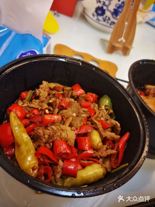 堂瓦里·传统赣菜(第一街区店)小炒黄牛肉图片