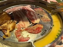 -哈哈碳都·牛肋条无限自助烤肉(台江万达店)