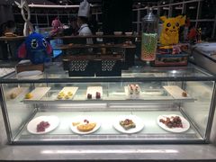 面包甜点陈列柜-绮梦西湖·云端餐厅(歌德店)