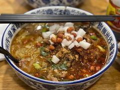 酸菜肉片米线加白菜-贵州米线(童家巷店)
