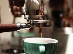 -Line来恩咖啡(石厦花园店)