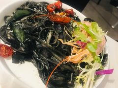 大虾海鲜墨鱼汁扁面-打趸BTC·Breaktime cafe(北京路店)