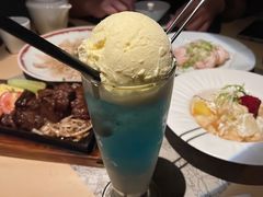 -穹六人间 people 6(岳阳路店)