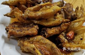 Spicy Crispy Duck Feet