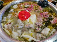 -泸州酸菜豆花火锅川师店