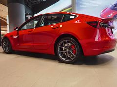 -TESLA 特斯拉(上海太古汇体验店)