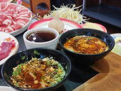 -沸炉重庆老火锅(军事博物馆店)