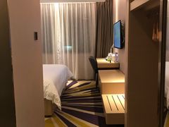 -麗枫酒店(深圳坪山高铁站龙东地铁站店)