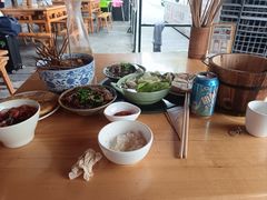 -大众跷脚牛肉馆·非遗传承单位(峨眉山店)