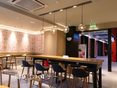 -星巴克臻选(上海中环广场2F店)