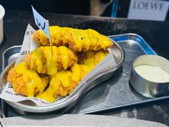 -W COLLECTIVE  DESSERT SHOP